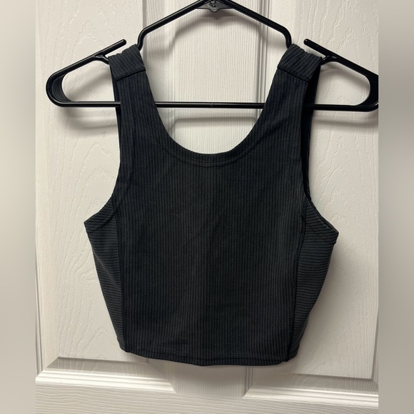 Lululemon Ribbed Softstreme Cropped Tank Top - Sz 4 - Picture 3 of 6